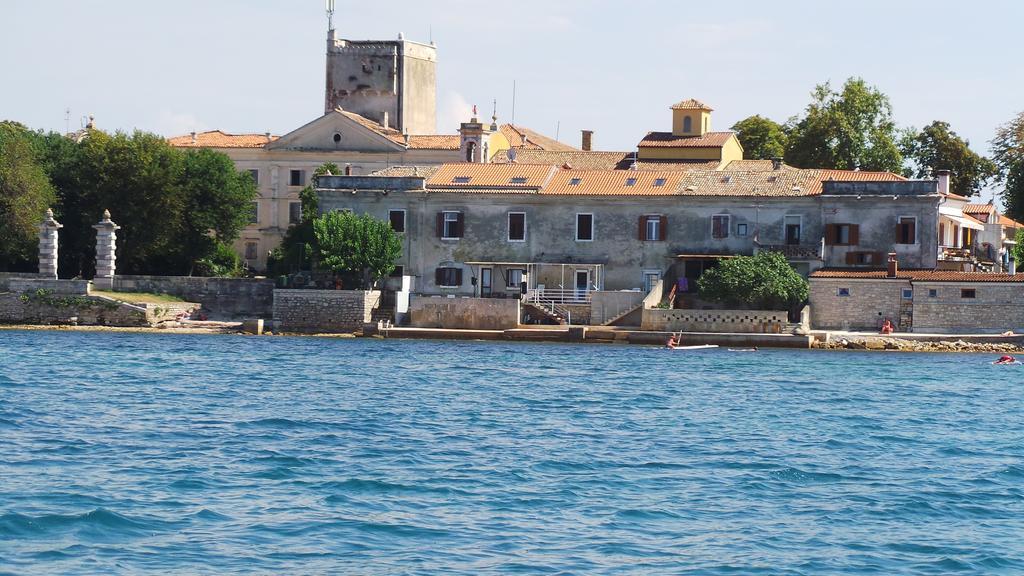 Apartments Henc Novigrad  Exterior photo